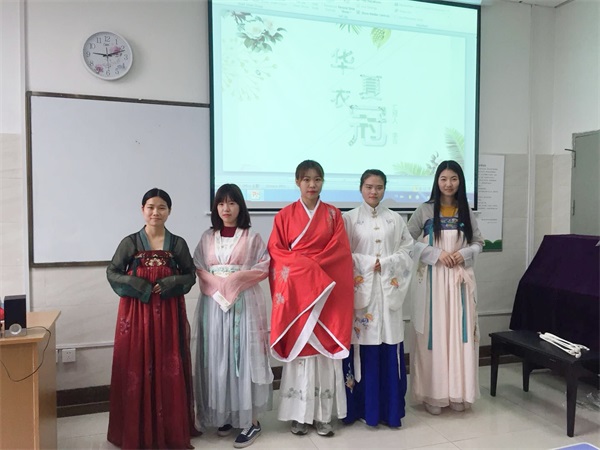 2017-2018學(xué)年第二學(xué)期漢語國際教育專業(yè)實訓(xùn)課圓滿結(jié)束