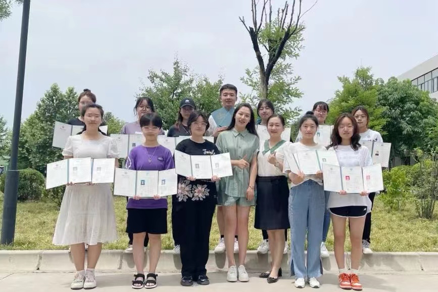 學(xué)前教育專業(yè)第一期中國(guó)音樂學(xué)院鋼琴等級(jí)培訓(xùn)圓滿結(jié)束