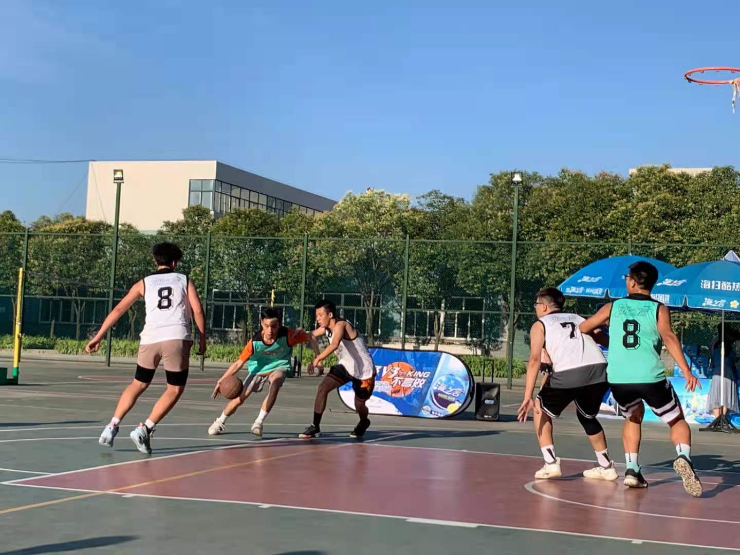 西安科技大學(xué)高新學(xué)院第二屆“三對(duì)三”籃球賽結(jié)束