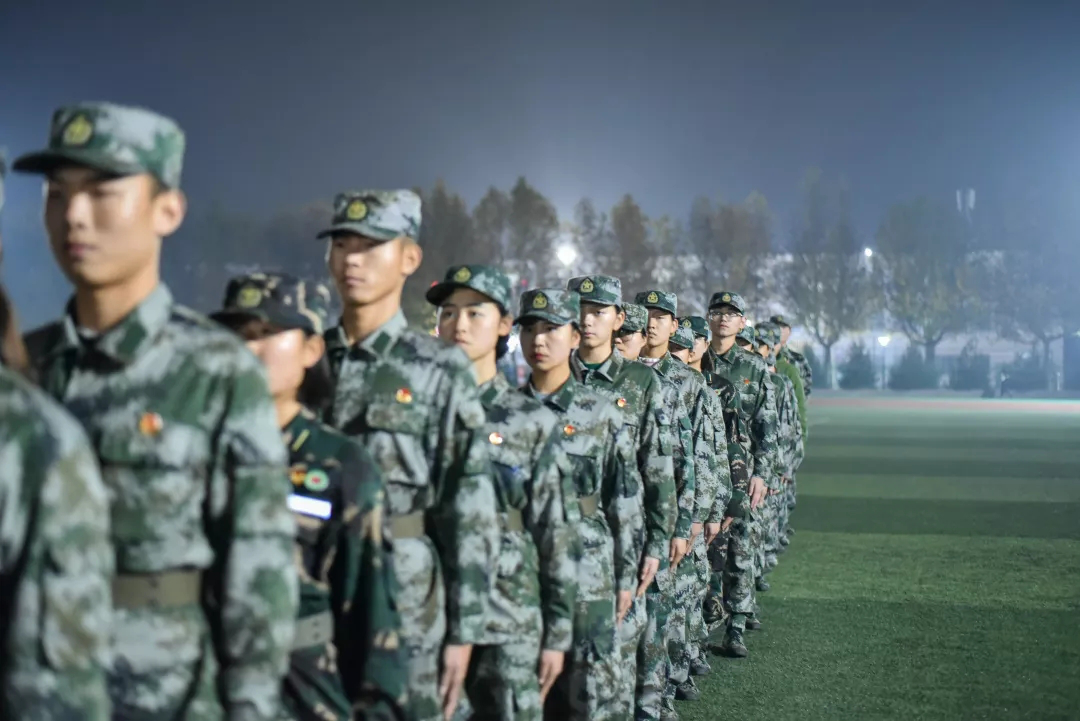 【熱血國旗班，飛奪瀘定橋】高新國旗班舉辦團(tuán)建活動(dòng)