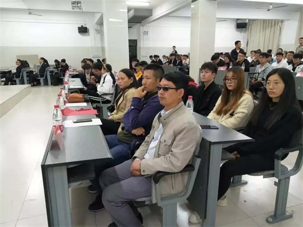 信息與科技工程學(xué)院團(tuán)總支學(xué)生會(huì)舉行第六屆成立大會(huì)