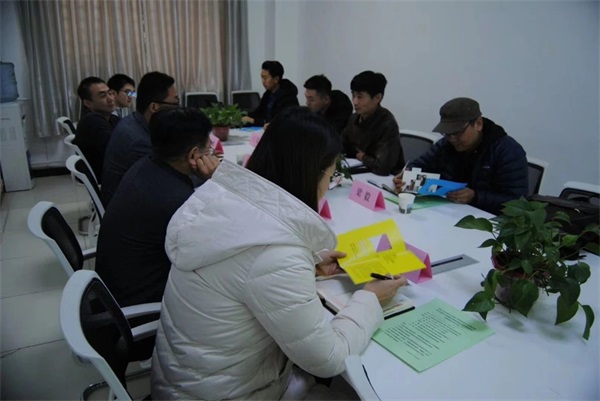 北信學(xué)院設(shè)計與創(chuàng)意學(xué)院唐紅春院長一行到訪我院