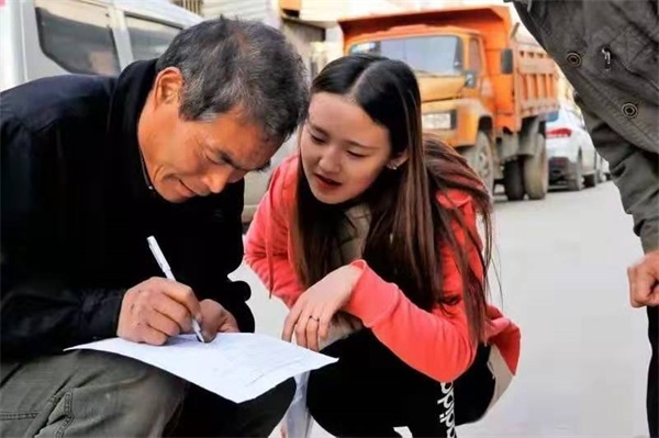 城建學院團總支部進行生態(tài)文明建設調查活動