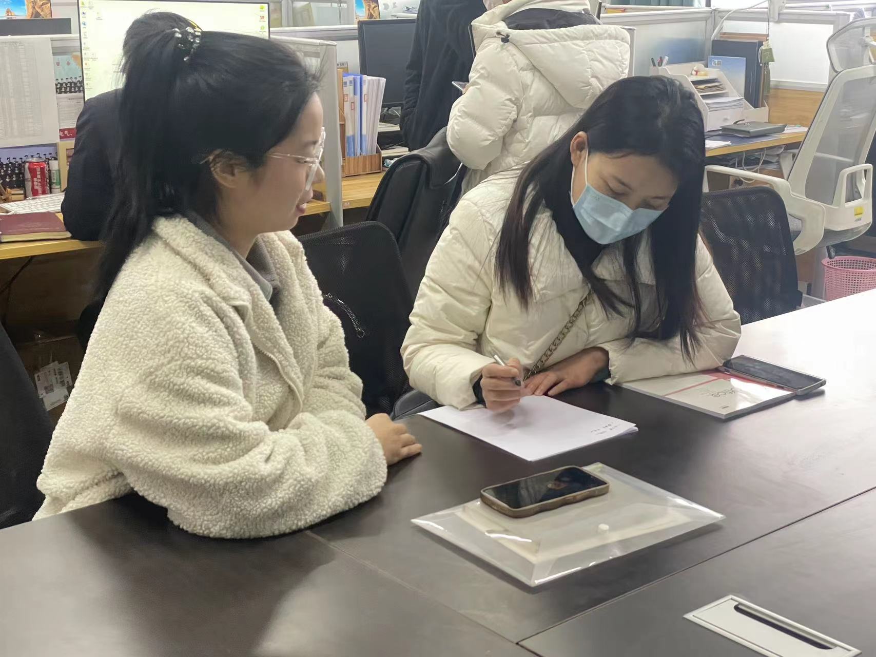 【支部風(fēng)采】新傳媒學(xué)院學(xué)生黨支部擬發(fā)展對象談話