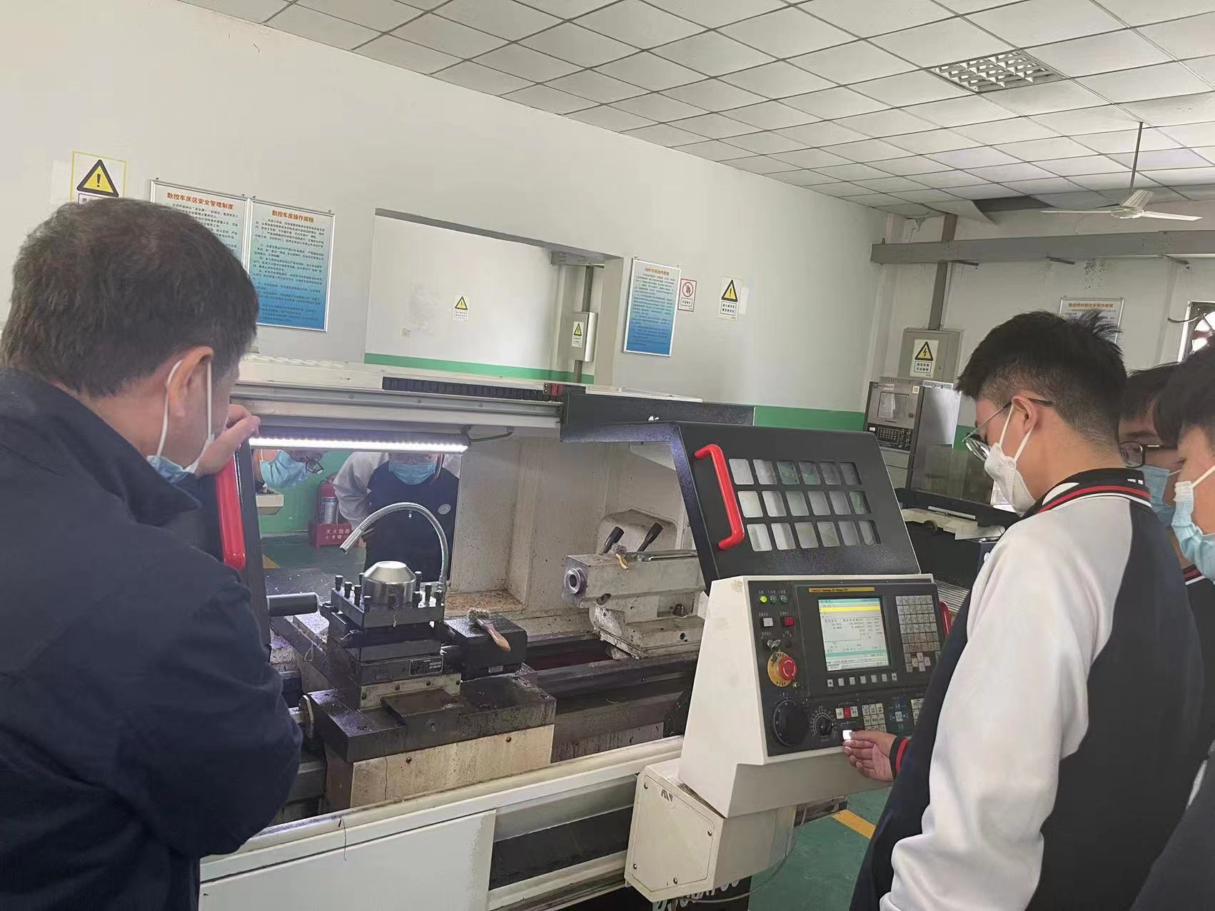 【實習實訓】信科學院2019級機械專業(yè)完成數(shù)控操作實訓