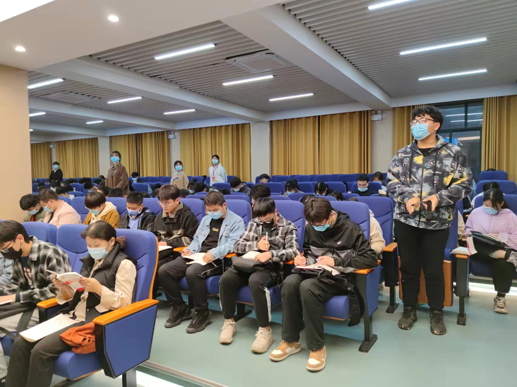 黨校工作 | 積極分子第五課：視頻教學(xué)課《黨課開講啦》