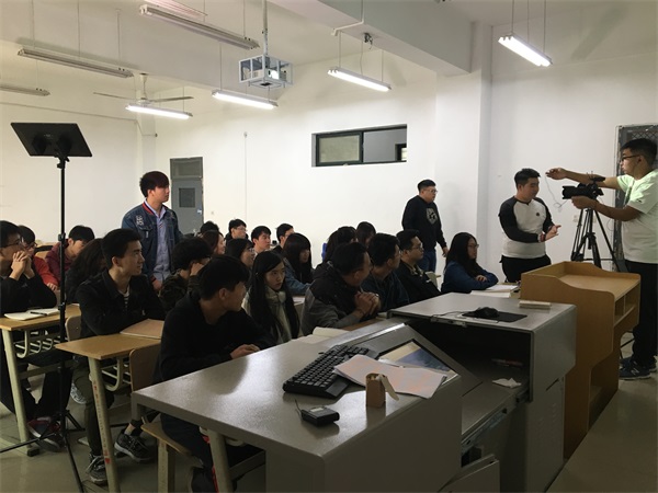 首屆課堂創(chuàng)新大賽《綠色建筑》錄制完成   