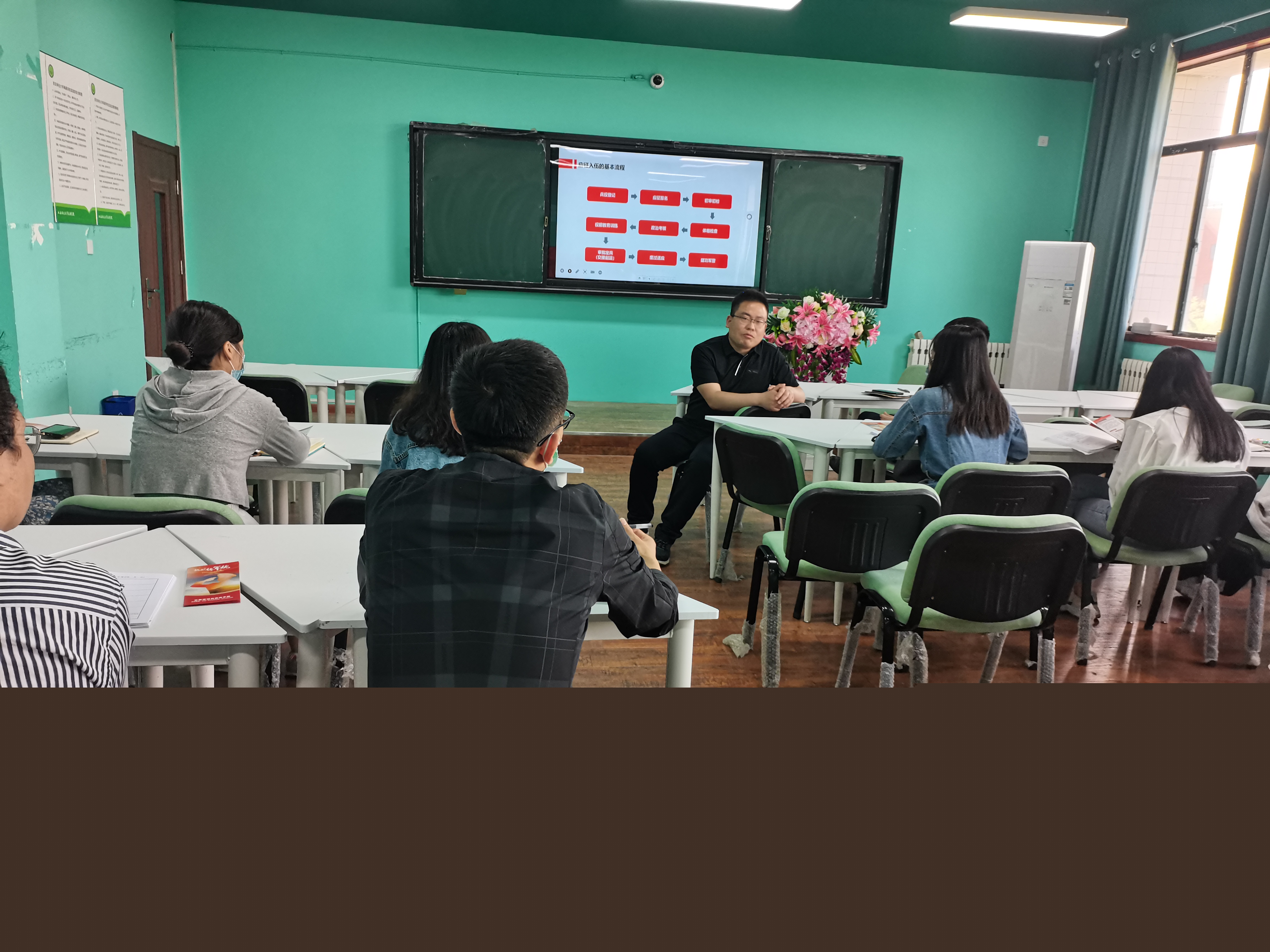 “使命在肩，強(qiáng)軍有我”征兵政策解讀