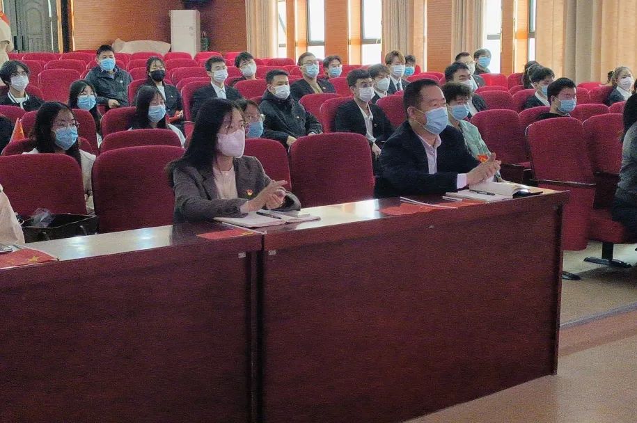 倍感振奮！西安科技大學(xué)高新學(xué)院師生收聽收看黨的二十大開幕會盛況
