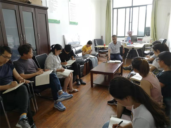 新傳媒與經(jīng)濟管理學(xué)院5.25心理活動季總結(jié)