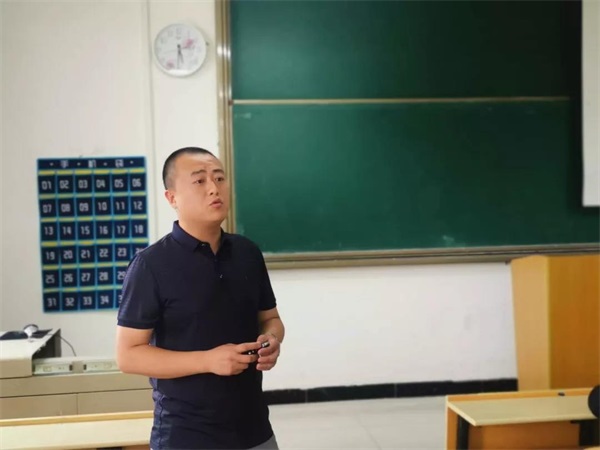 信科院開展全院心理健康講座