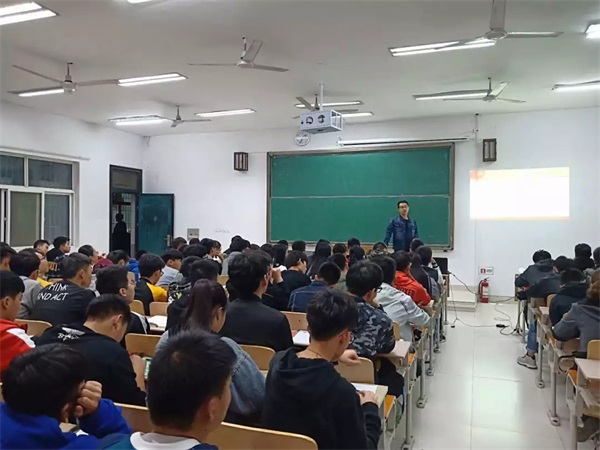 信科院第一屆初級團課培訓圓滿結(jié)束