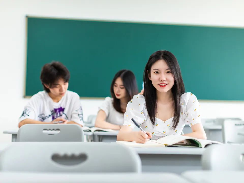 8051，學(xué)長學(xué)姐帶你看“高新”！