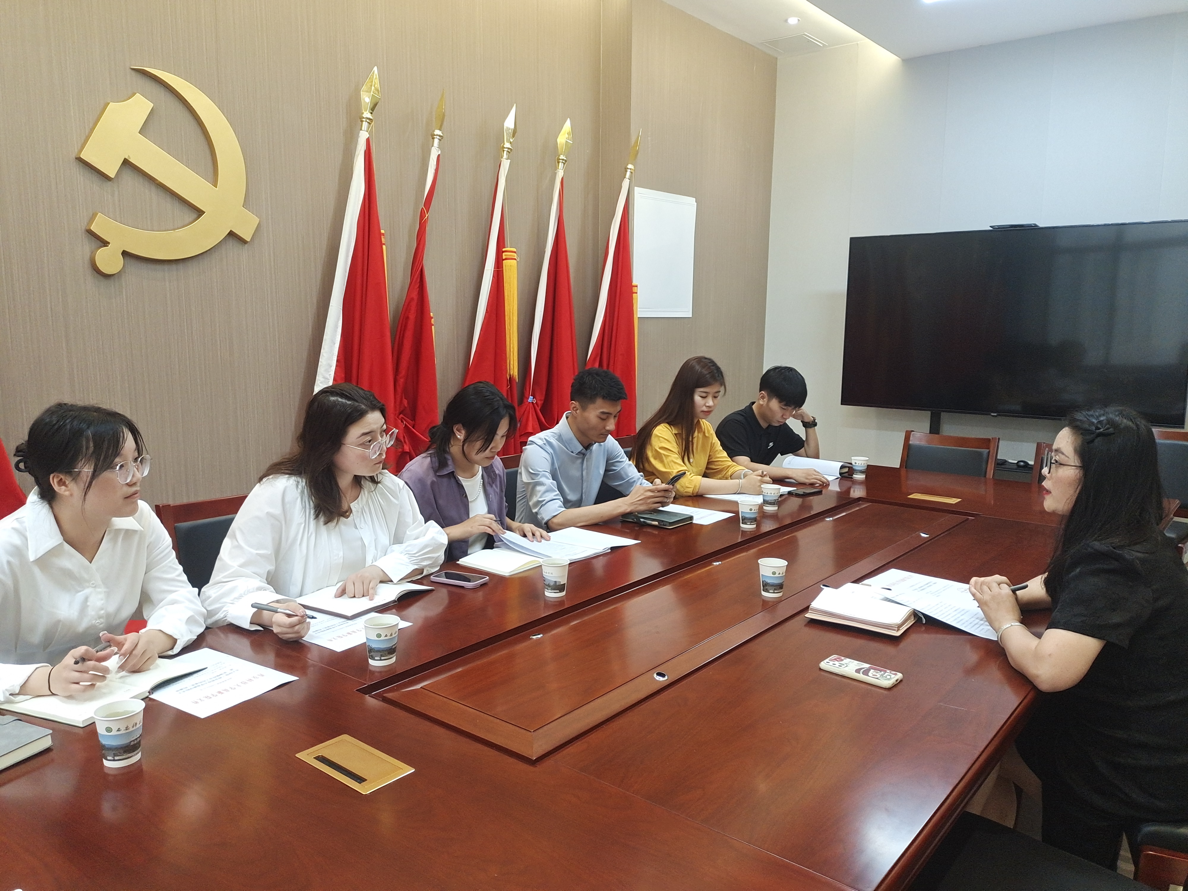 西安科技大學(xué)高新學(xué)院校友會(huì)召開新學(xué)期第一次工作會(huì)議