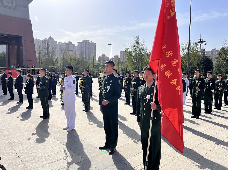 學(xué)生處組織“鑄魂·2024·清明祭英烈” 清明節(jié)祭掃主題活動