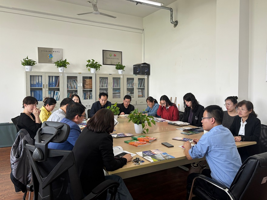信息與科技工程學(xué)院招生就業(yè)辦公室召開國際項(xiàng)目專題培訓(xùn)會(huì)