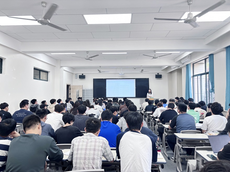信息與科技工程學(xué)院計(jì)算機(jī)教研室開(kāi)展2024屆本科畢業(yè)設(shè)計(jì)（論文）專(zhuān)題講座
