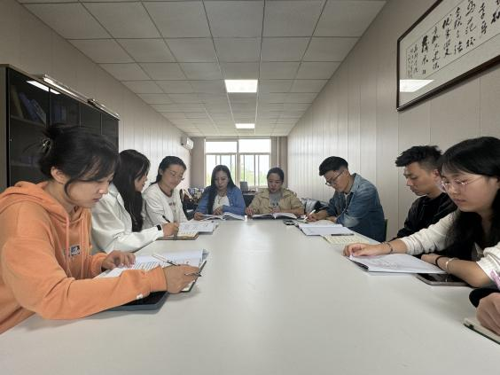 城市建設(shè)學(xué)院召開心理危機干預(yù)案例研討會