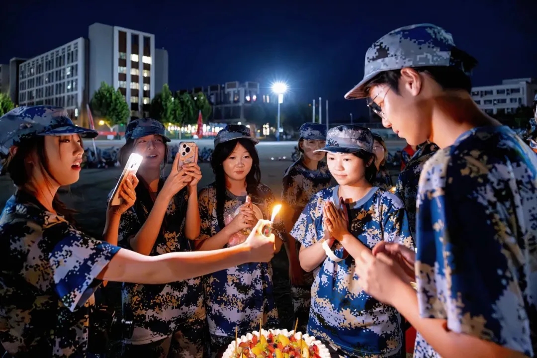 藏不住了！一鍵解鎖你的新學(xué)期人設(shè)