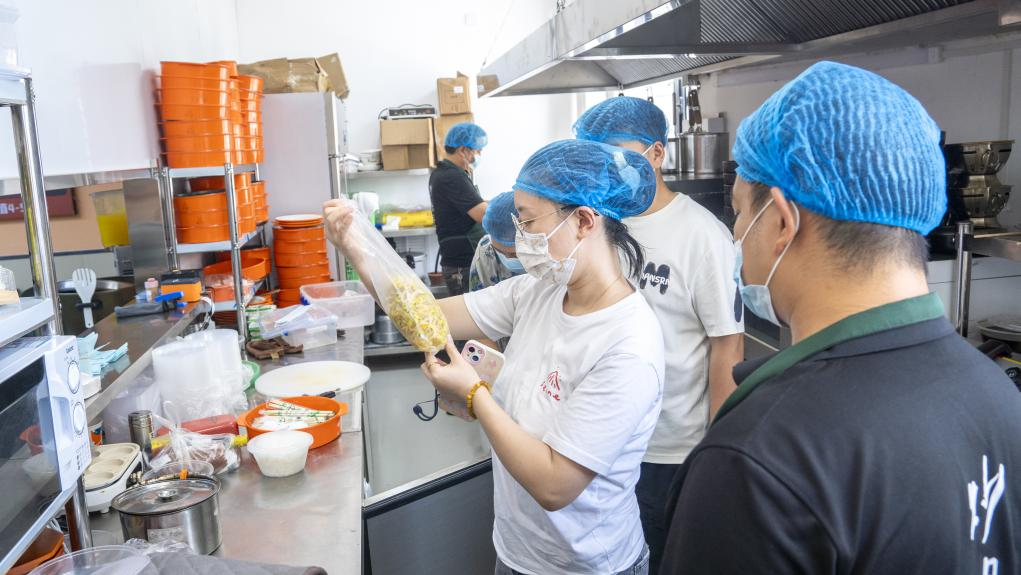 筑牢食品安全防線，守護(hù)校園師生健康